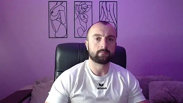 brindlefly6969 online show from November 4, 2025, 11:20 am