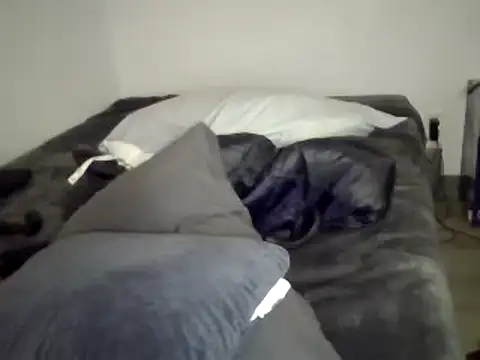 Iliketocooksquirt25 online show from February 22, 2025, 10:29 am