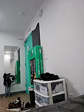 Iliketocooksquirt25 online show from October 5, 2025, 4:22 am