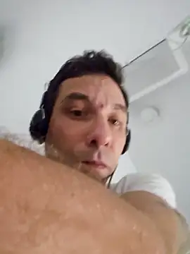 Iliketocooksquirt25 online show from October 11, 2025, 4:05 pm