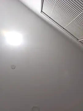 Iliketocooksquirt25 online show from April 18, 2026, 6:06 am