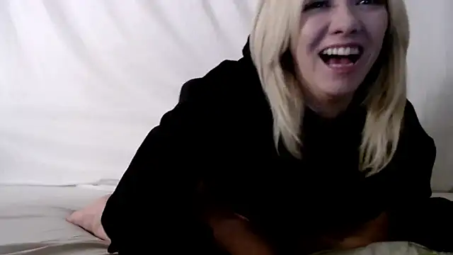 SallyCumLaude online show from January 23, 2025, 9:29 am