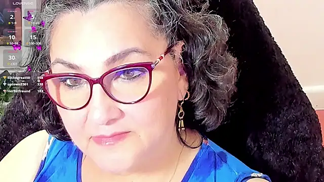 cataleya mom online show from November 30, 2025, 2:10 pm