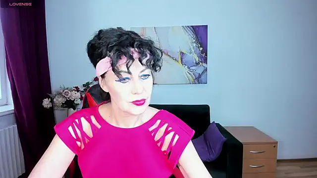 Silvia Wallec online show from April 24, 2026, 5:32 am