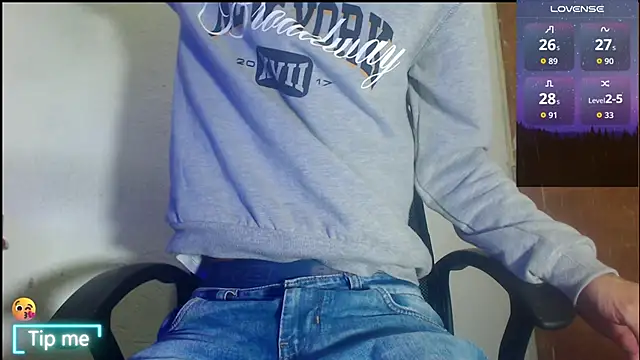 GrayHornyX online show from April 22, 2026, 10:39 am