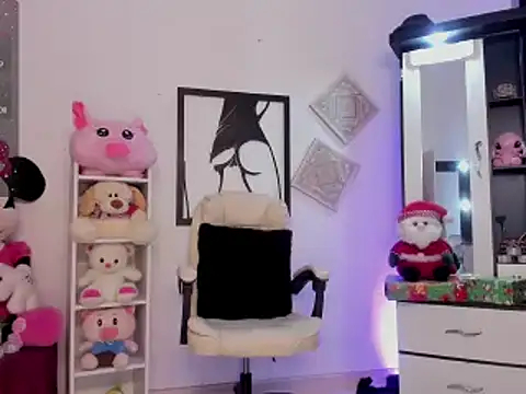 Snapshot of chloejones__ chatting on December 17, 2024, 11:16 pm chloejones online show from December 17, 2024, 11:16 pm