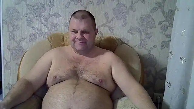 Snapshot of Nilola6 chatting on January 1, 2025, 1:05 pm Nilola6 online show from January 1, 2025, 1:05 pm