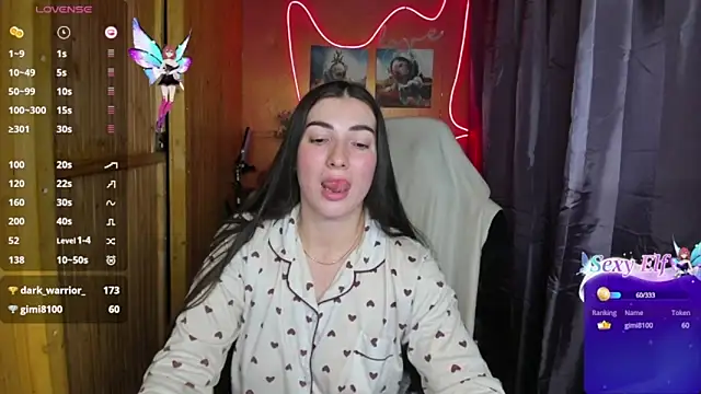 Fiery Brunette  online show from December 31, 2024, 2:51 am