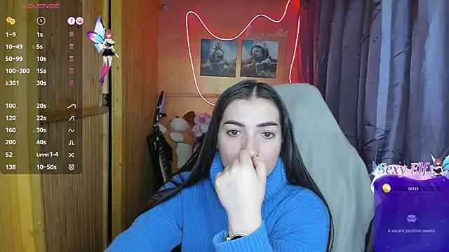 Fiery Brunette  online show from February 21, 2025, 5:24 am