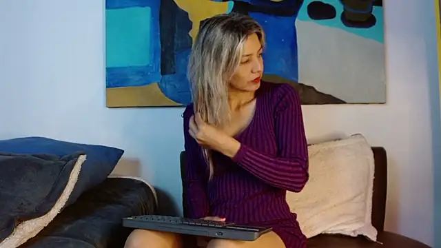 Snapshot of alana_valdiri chatting on February 6, 2025, 9:17 pm alana valdiri online show from February 6, 2025, 9:17 pm