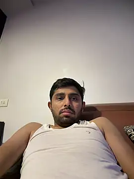 rhuh3991 online show from July 7, 2026, 12:53 pm