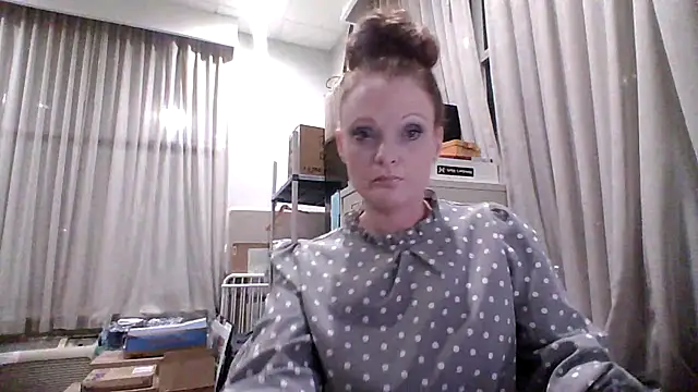 sexiginger22 online show from January 13, 2026, 8:52 am