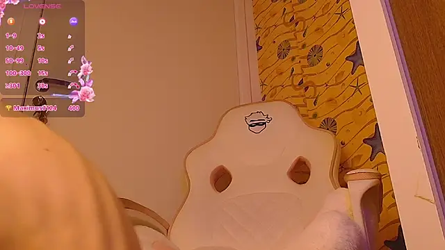 Snapshot of Sydney_Swan chatting on January 11, 2025, 5:31 am Sydney Swan online show from January 11, 2025, 5:31 am