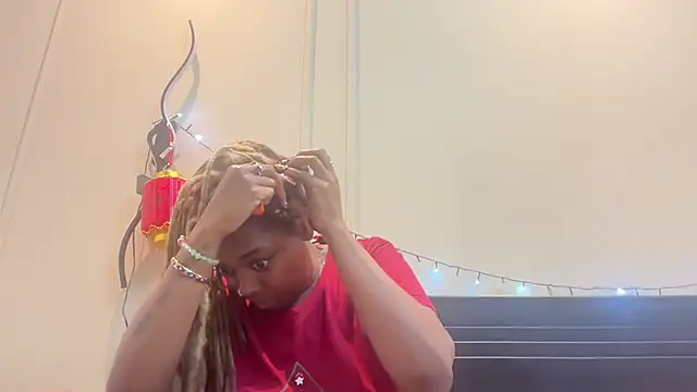 ChocolateCakeQueen online show from February 24, 2025, 1:24 am