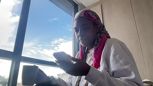 ChocolateCakeQueen online show from March 2, 2025, 7:23 pm