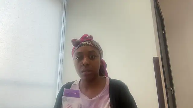 ChocolateCakeQueen online show from January 18, 2026, 10:13 pm