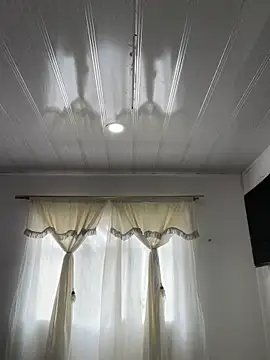 hannahb-e online show from September 24, 2025, 3:26 pm