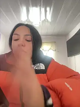 hannahb-e online show from February 23, 2026, 7:11 pm