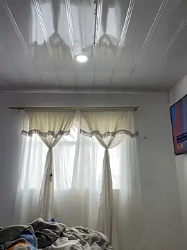 hannahb-e online show from April 8, 2026, 3:01 pm