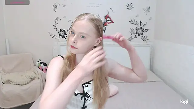 alice de online show from April 13, 2026, 11:10 pm