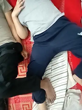 robbart43 online show from April 18, 2026, 5:28 pm