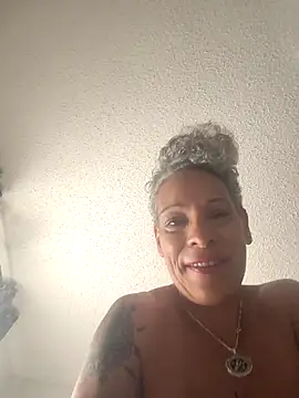 CeceilaMoon online show from March 17, 2026, 4:54 pm