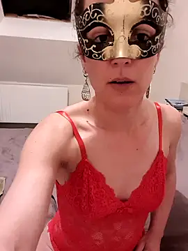 Masquegirlmysterious online show from April 8, 2026, 10:48 am