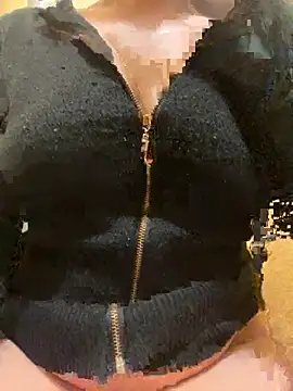 Snapshot of Angel__lika chatting on April 26, 2026, 11:02 pm Angel lika online show from April 26, 2026, 11:02 pm