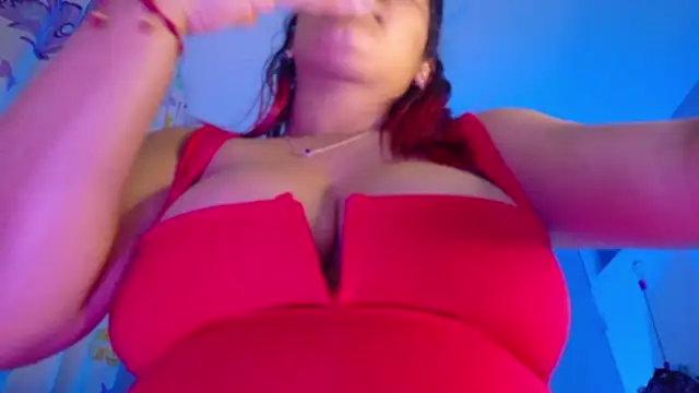NicolleTaylor online show from June 12, 2026, 4:00 am