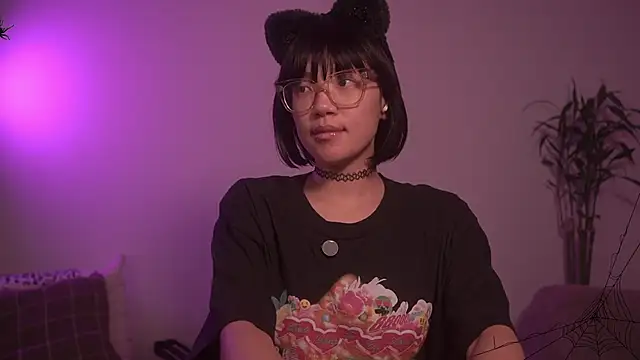 Snapshot of meganmei666 chatting on October 13, 2025, 2:11 am meganmei666 online show from October 13, 2025, 2:11 am