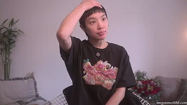 meganmei666 online show from March 27, 2026, 5:45 pm