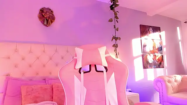 Brann tadzio online show from December 22, 2024, 10:04 pm