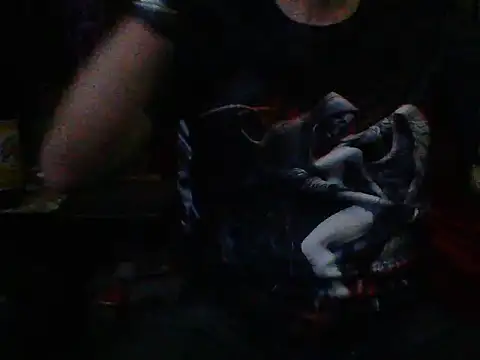 Snapshot of mrdemoncrowly chatting on May 9, 2026, 8:41 am mrdemoncrowly online show from May 9, 2026, 8:41 am