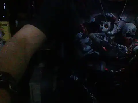 Snapshot of mrdemoncrowly chatting on May 31, 2026, 4:09 am mrdemoncrowly online show from May 31, 2026, 4:09 am