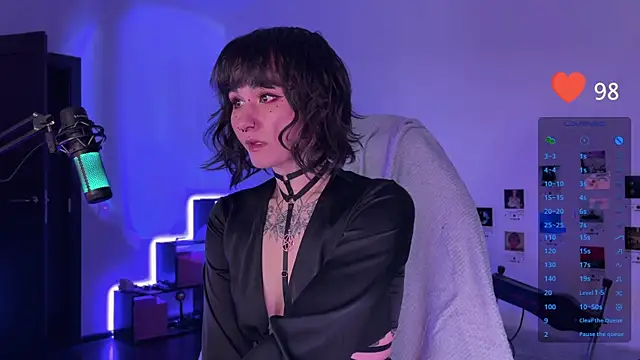 deadlysweet online show from December 31, 2024, 11:17 pm