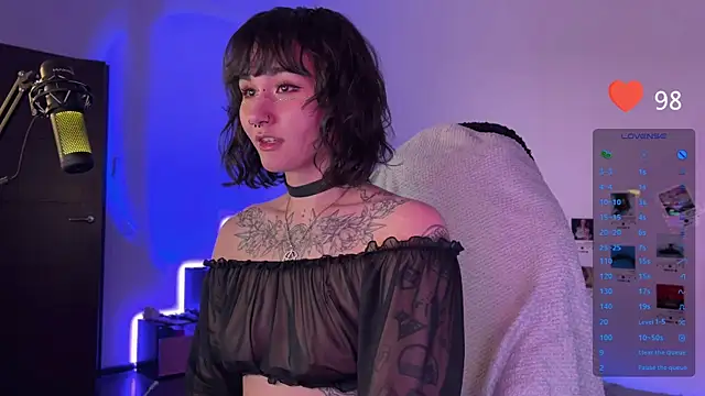 deadlysweet online show from January 6, 2025, 12:16 am