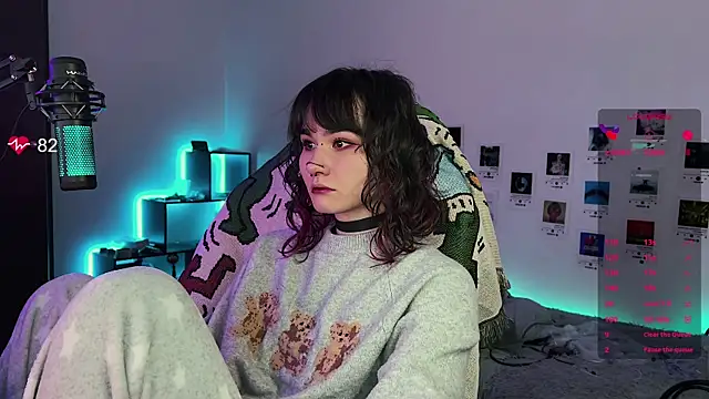 deadlysweet online show from September 25, 2025, 1:20 am