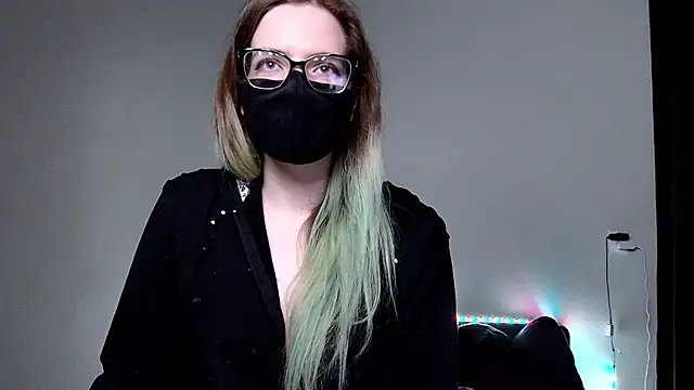 Snapshot of amber_candyfloss chatting on December 12, 2024, 11:47 pm amber candyfloss online show from December 12, 2024, 11:47 pm