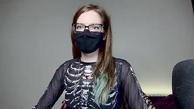 amber candyfloss online show from December 2, 2025, 1:55 am