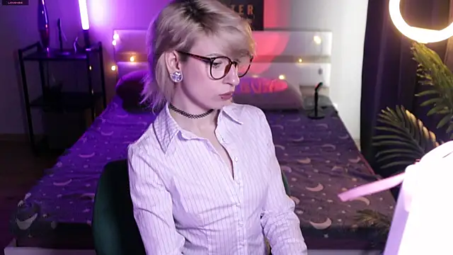  Moonlight t online show from April 24, 2026, 9:01 am