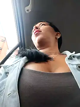 Emily Wane online show from November 30, 2025, 4:22 pm