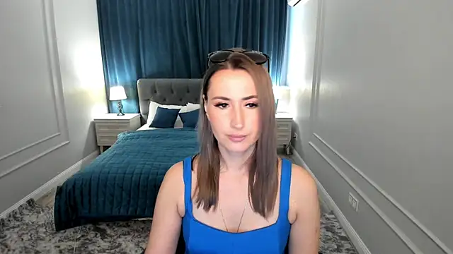 PassionGlow online show from October 1, 2025, 3:01 am