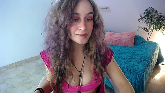 Paula Paz online show from November 12, 2025, 2:50 pm