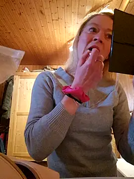 KellyBellyVX online show from November 20, 2025, 11:54 am