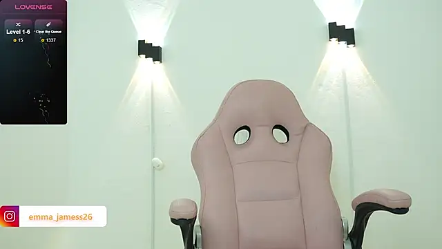 Emma jamess online show from February 27, 2026, 3:39 am