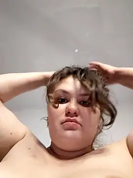 BlackCurly online show from November 23, 2025, 3:12 pm