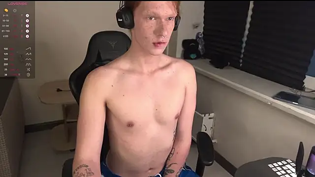 carthylovvve online show from December 4, 2025, 1:53 pm