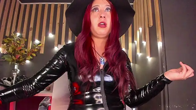 Snapshot of shaaroon_gold chatting on January 26, 2025, 11:50 pm shaaroon gold online show from January 26, 2025, 11:50 pm