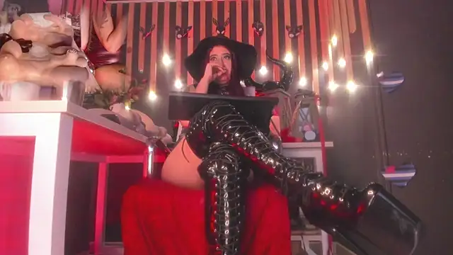 Snapshot of shaaroon_gold chatting on March 12, 2025, 2:09 am shaaroon gold online show from March 12, 2025, 2:09 am