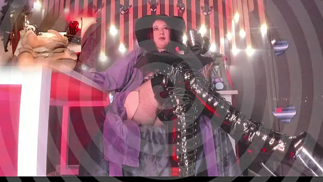 Snapshot of shaaroon_gold chatting on March 18, 2025, 8:26 pm shaaroon gold online show from March 18, 2025, 8:26 pm